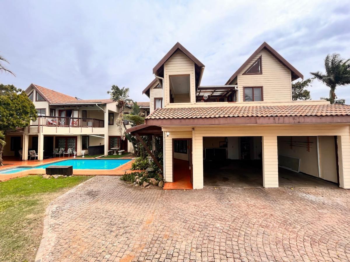 The Wood House Hotell Empangeni Exteriör bild
