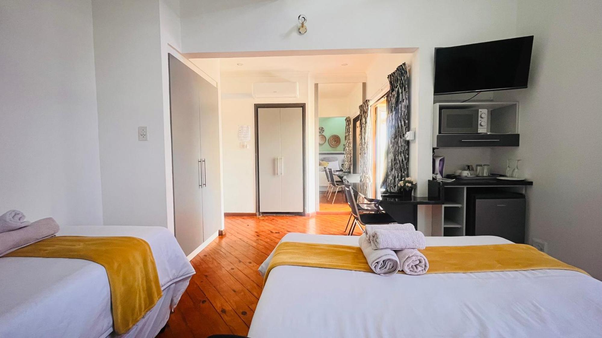 The Wood House Hotell Empangeni Exteriör bild
