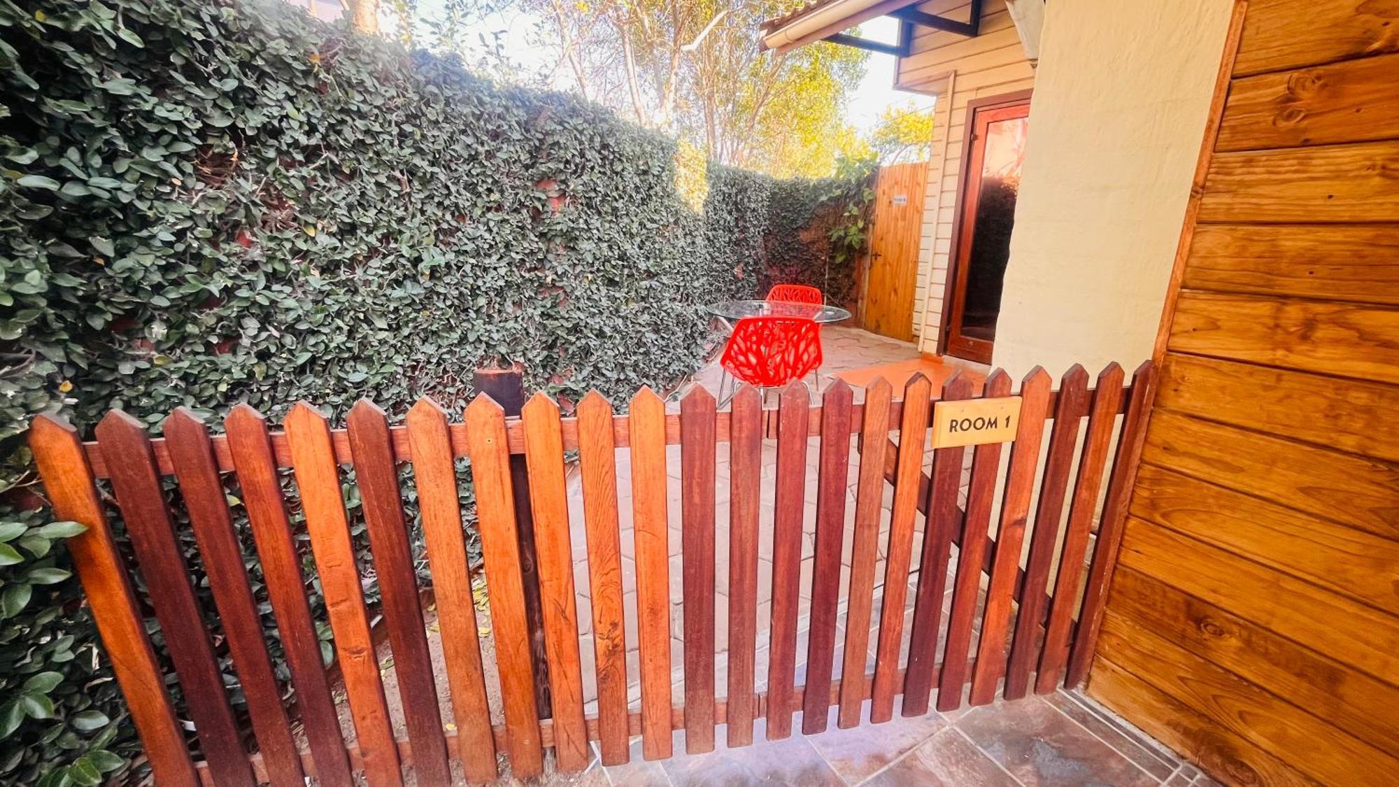 The Wood House Hotell Empangeni Exteriör bild